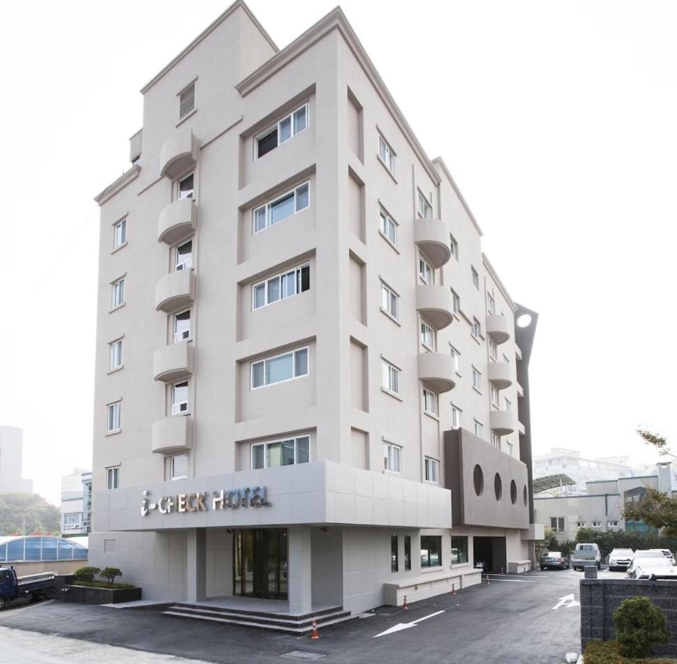 I-Check Hyunjin Hotel Donghae Buitenkant foto