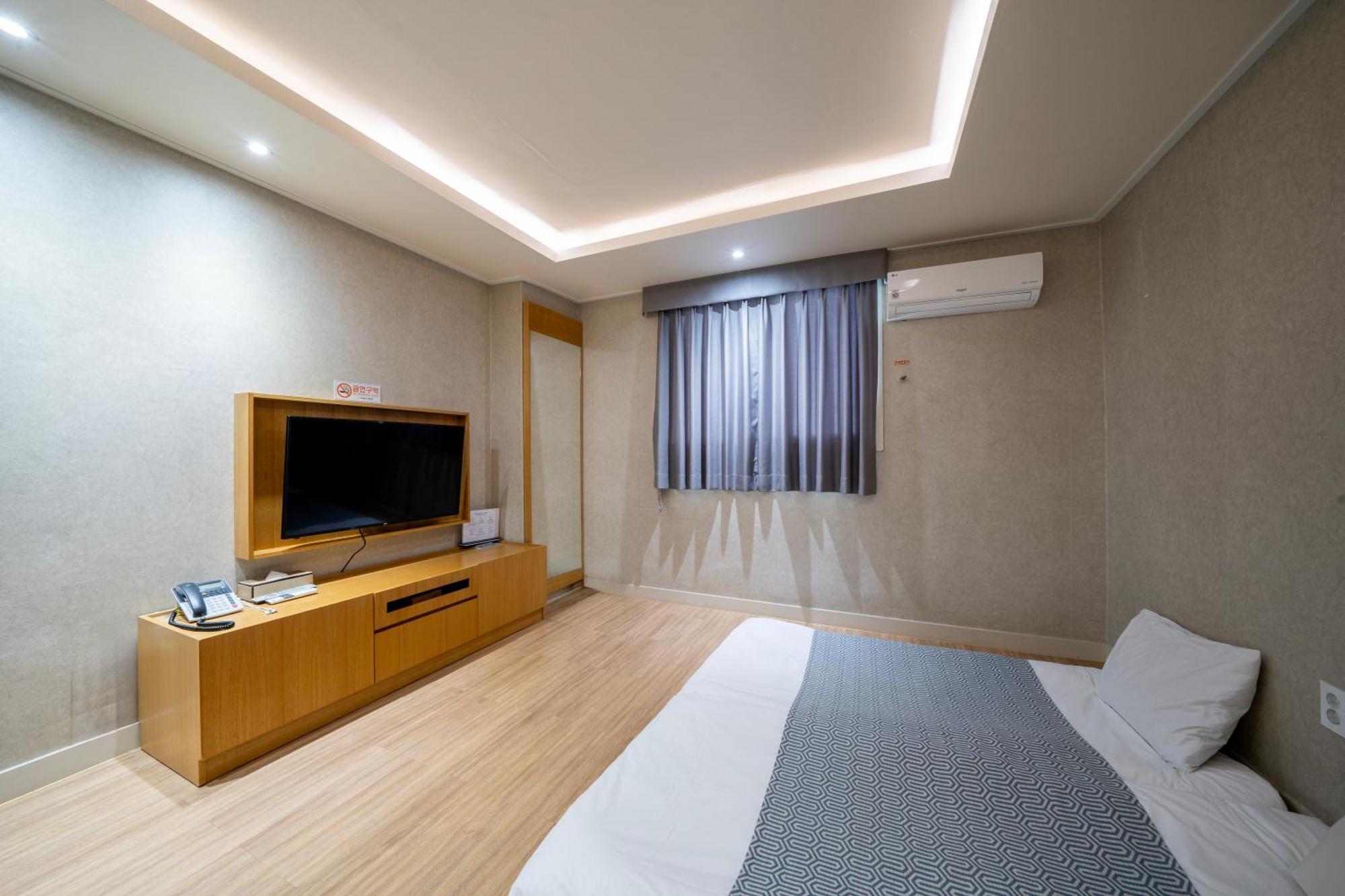 I-Check Hyunjin Hotel Donghae Buitenkant foto
